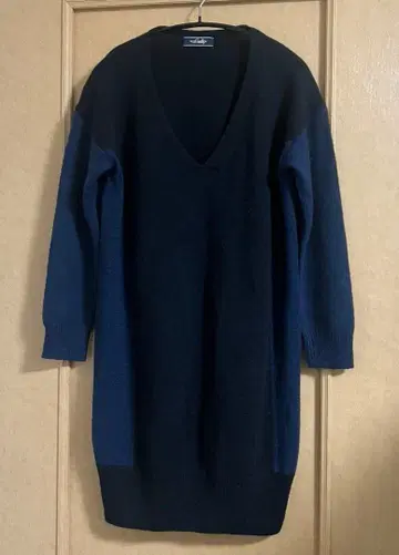 RIVE DROITE 롱니트 알파카혼 블랙블루 절개