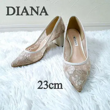 새상품급 DIANA 브라이덜 신발 레이스 꽃무늬 청키힐 23cm