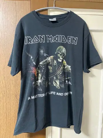 Iron Maiden 티셔츠 M 사이즈