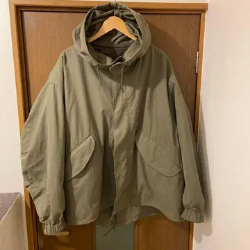 프릭스스토어 숏 모즈 코트 사이즈 M