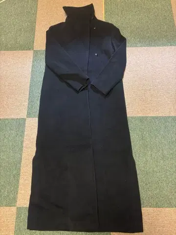 다크 블루 롱 코트