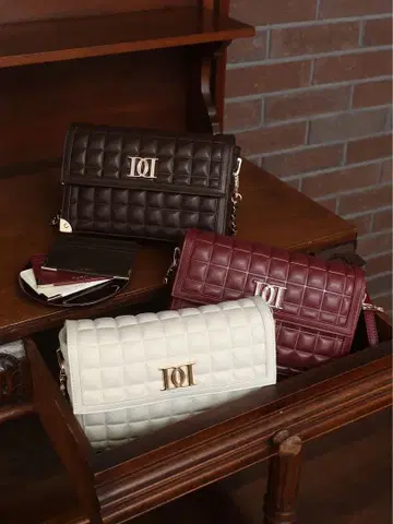 초콜릿 퀼트 백 & 가죽 카드 케이스