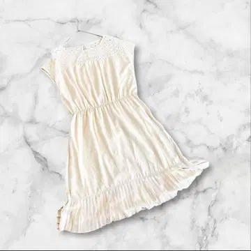 앨리스버리 프렌치 슬리브 원피스 L 사이즈 베이지 도쿄 스타일