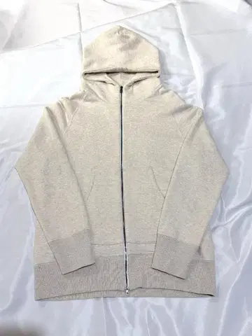 CURLY 컬리 맨투맨 지퍼 후드티 2 베이지 일본제