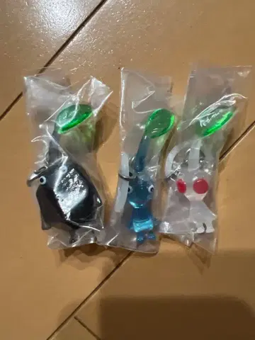 피크민 메지루시 액세서리 3개 새상품 익명 배송