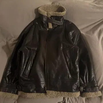 다크 브라운 무스탕 코트 스탠드 카라 보아 한국 amood so a