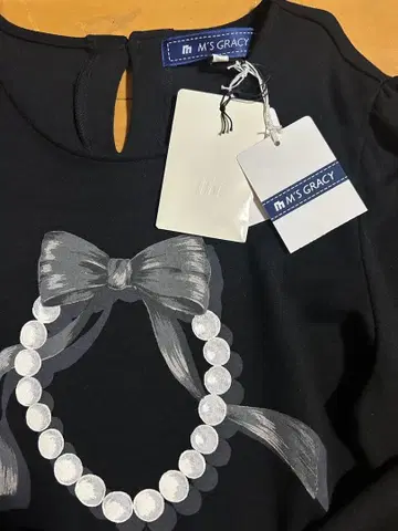 M's Gracy 블랙 긴팔 상의 택 포함 새상품