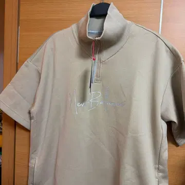 뉴발란스 베이지 하프 지퍼 원피스