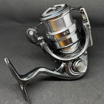 다이와 18 이그지스트 FCLT 1000S-P