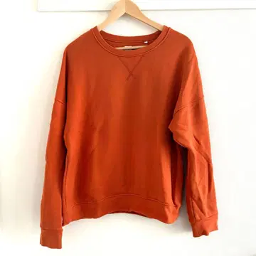 E.TAUTZ 오렌지 맨투맨