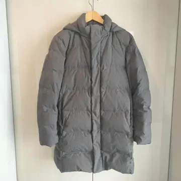 유니클로 심리스 다운 롱 코트