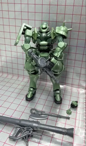 자쿠 GQ판 기본 조립 완성품