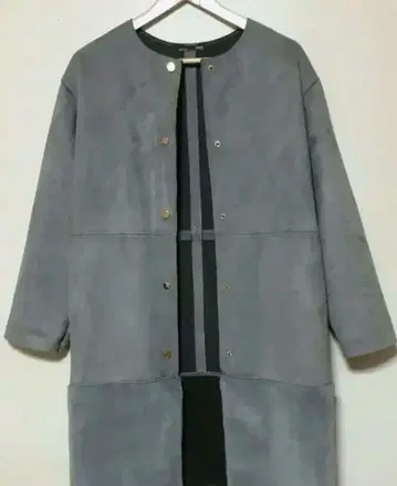 ZARA 스웨이드 도킹 퍼 롱 코트 노카라 코트