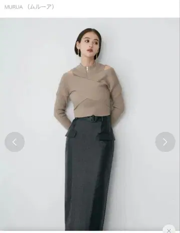 새상품! 미사용! MURUA 지퍼 오프숄더 스웨터