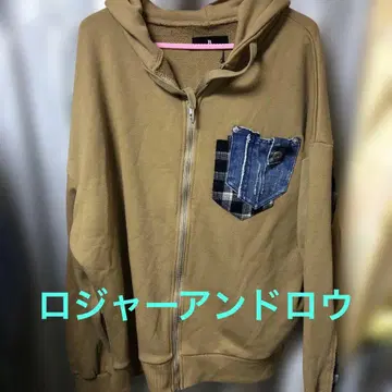 로저앤드로우 데님 포켓 부착 체크 무늬 후드티 카멜