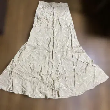 꽃무늬 롱 스커트 크림색