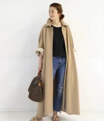 COGTHEBIGSMOKE(코그 더 빅 스모크) 코트