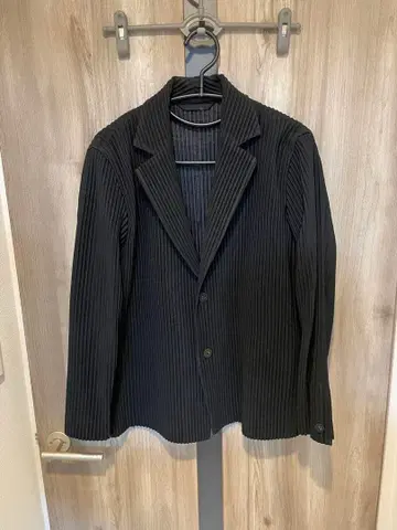 플리츠 자켓 블랙 사이즈 1