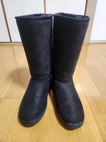 블랙 무스탕 롱 부츠