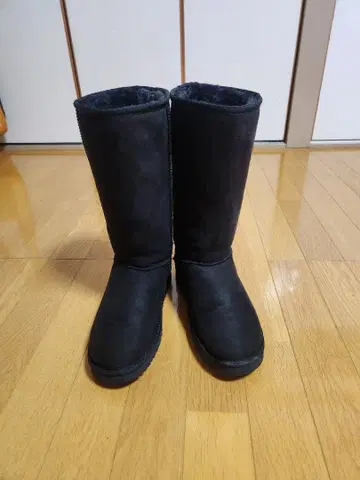 블랙 무스탕 롱 부츠 새상품