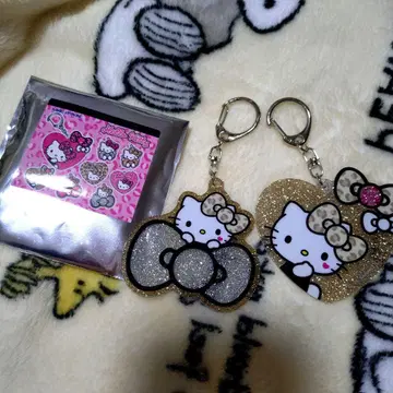 키티 트레이딩 글리터 키링