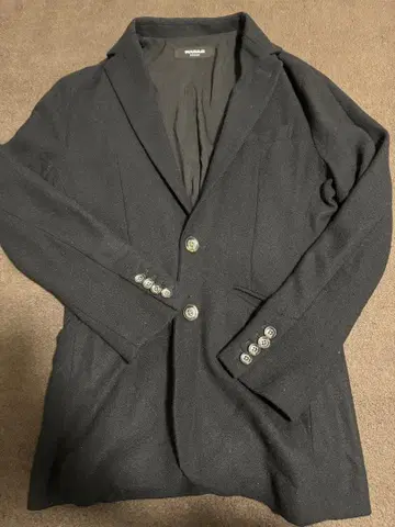 1PIU1UGUALE3 블랙 테일러드 자켓 울