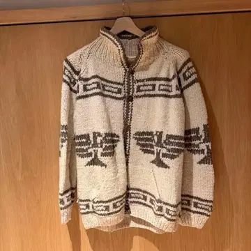 민족풍 패턴 아이보리 그레이 스웨터