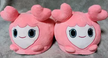 [ 새상품 ] TWICE LOVELYS 봉제 인형 슬리퍼 모모
