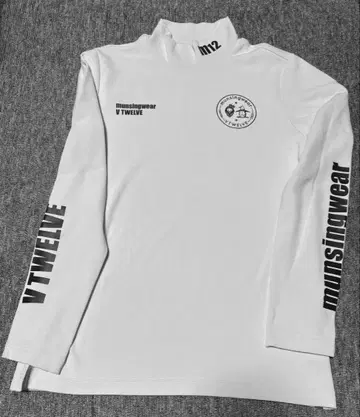 먼싱웨어 V12 콜라보 히트 나비 모크넥 셔츠 긴팔