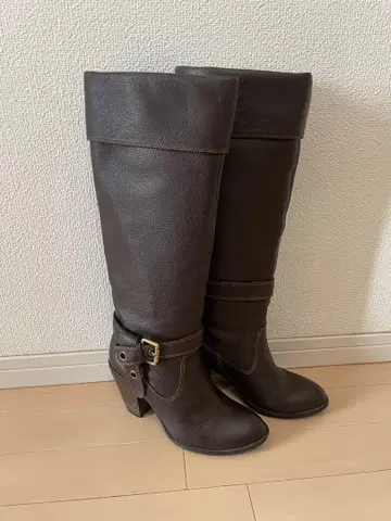 새상품급 다이애나 롱 부츠 브라운 24cm