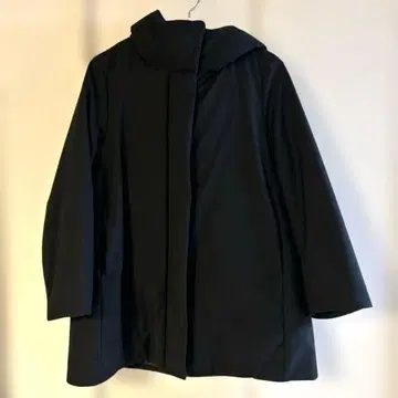 유니클로 하이브리드 다운 숏코트 블랙 XS