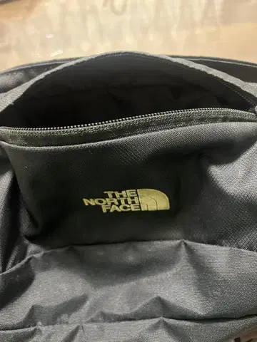 THE NORTH FACE 바디백 블랙