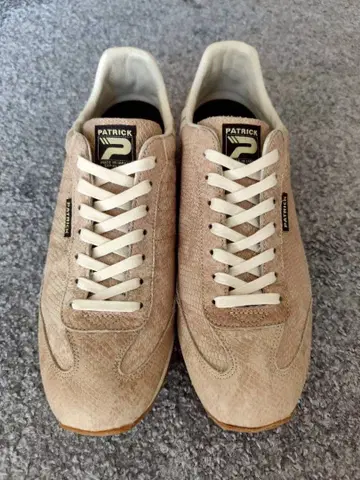 PATRICK 베이지 스니커즈
