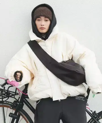 TODAYFUL 투데이풀 몬스터 다운 재킷