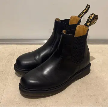 닥터마틴 첼시 부츠 25cm