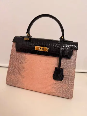 핑크 x 블랙 핸드백