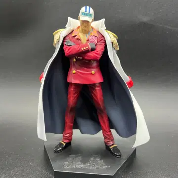 원피스 해군 사카즈키 피규어 ONE PIECE