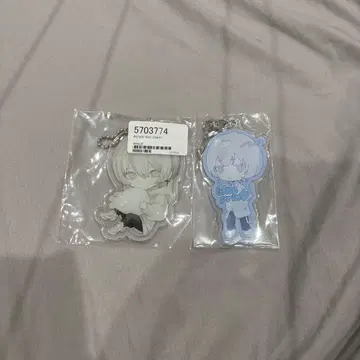 xea 군 우타이테 아크릴 키링 2개 세트