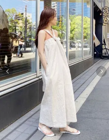 Ungrid 숄더 디자인 원피스