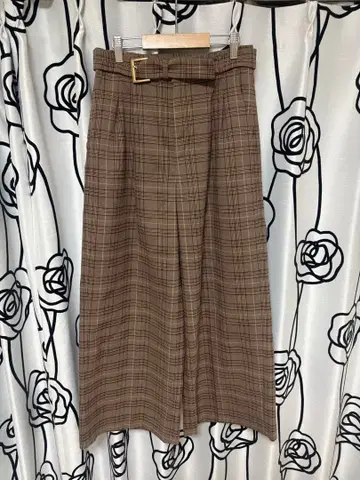 벨트 포함 턱 와이드 팬츠 (릴리 브라운)