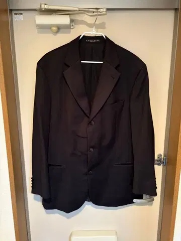 Hugo Boss 테일러드 자켓 싱글 3버튼 블랙