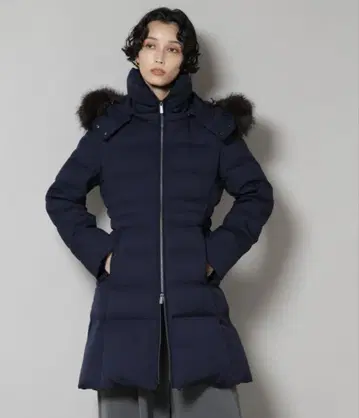 나노 유니버스 [ 니시카와 다운(R) ] 서지 롱다운(네이비)