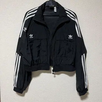 adidas 트랙 자켓 크롭 자켓 블랙 M 사이즈