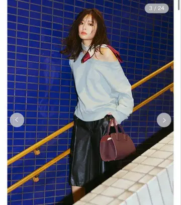 Mila Owen 인조 가죽 센터 프레스 하프 이지 팬츠