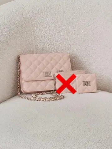 다리치 DD 로고 퀼팅 트래블 세트 핑크 (패스 케이스 제외)