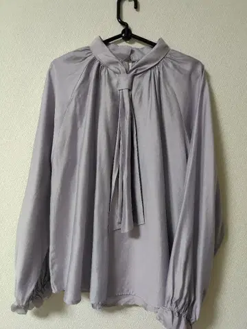 Mitsumine 광택 블라우스