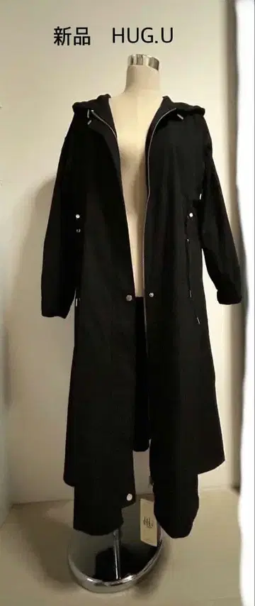 새상품 HUG.U 블랙 롱 코트