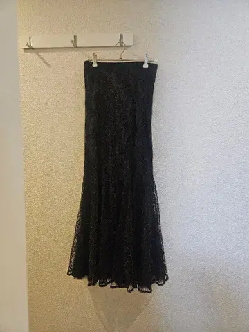 [ 새상품급 ] 밑단 튤 레이스 레이스업 머메이드 스커트 머큐리 듀오