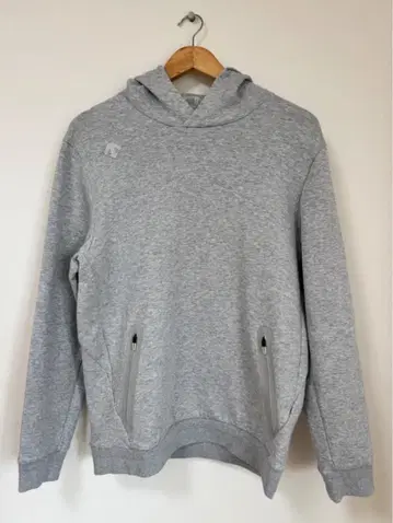 [ 가격 인하 ] DESCENTE 맨투맨 후드티 스포티 트레이닝복