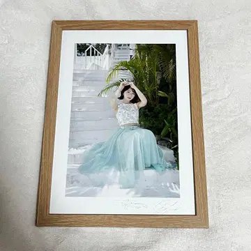 시오카와 리세 SWEET STEADY 친필 사인 사진 스카이블루 드레스